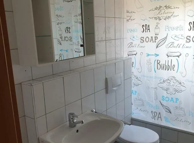 Riverside Lejlighed *